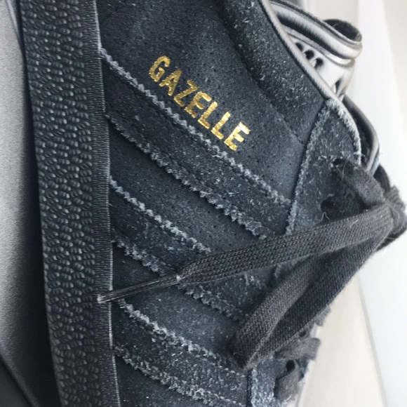 gazelle all black leather